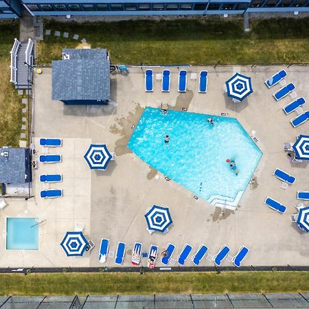 Nautical Mile Resort 웰즈 외부 사진